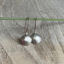 Load image into Gallery viewer, Full moon sterling silver round dangle earrings