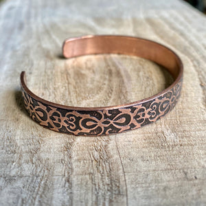 Inspiration cuff - Art Nouveau - etched copper bracelet
