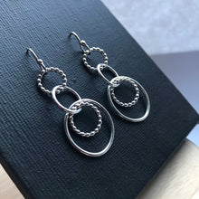 Load image into Gallery viewer, Intertwined sterling silver dandle earrings